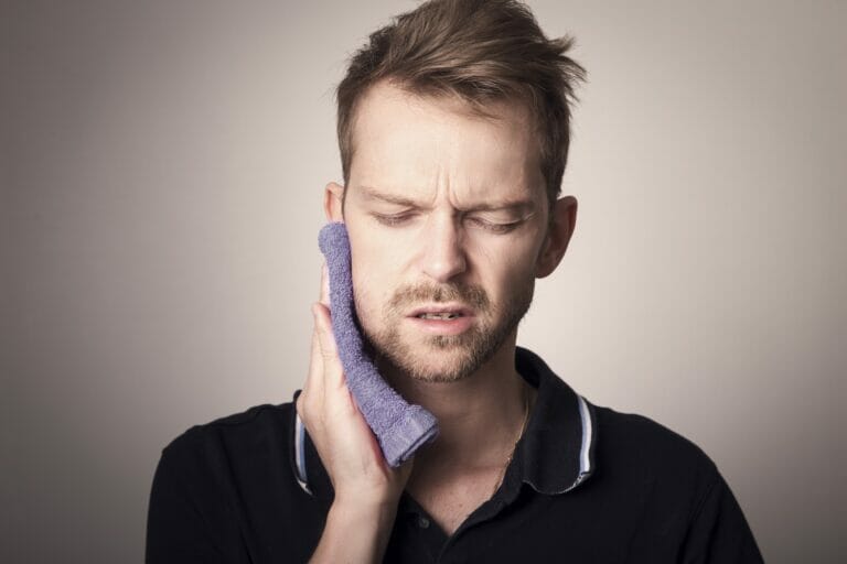 A Quick Guide To Impacted Wisdom Teeth Pain Relief | Bellevue Hill Dental